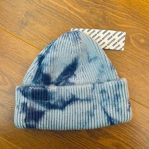NWT UO Tie-Dye Ribbed Knit Beanie